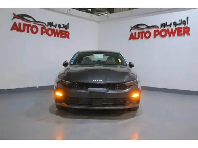 KIA K5 2025